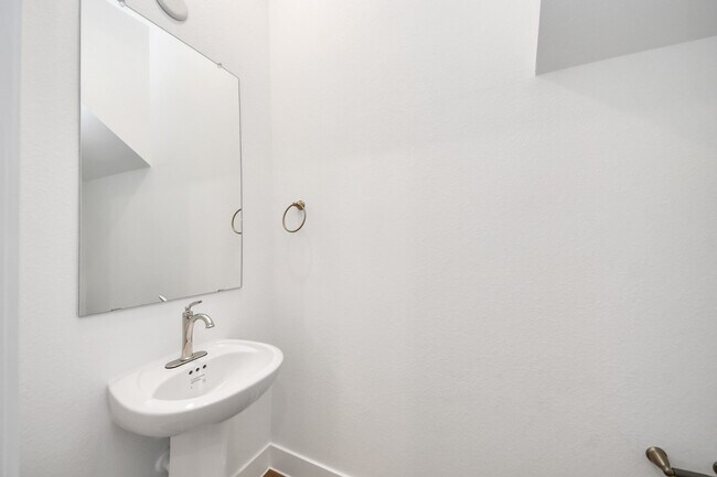 Foto del edificio - 25026 Midnight Willow Dr