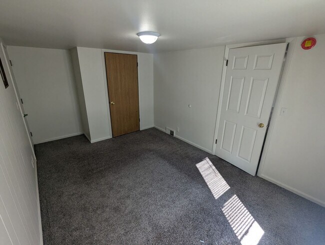 Foto del edificio - 4020-4022 S Beaumont Ave
