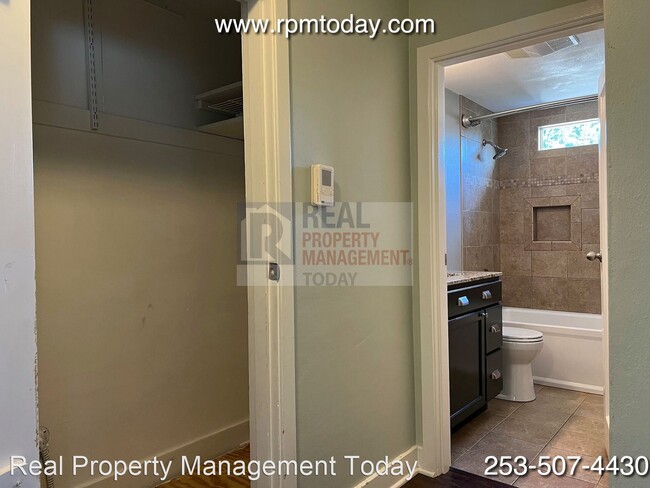 Foto del edificio - 2 br, 1 bath House - 1619 N Stevens St