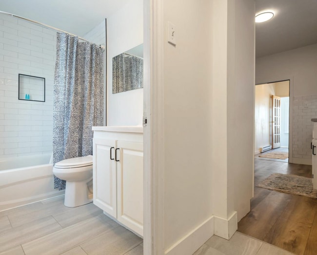 Building Photo - 3216 Agricola St