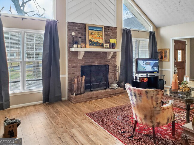 Foto del edificio - 2104 Pleasant View Ct SW