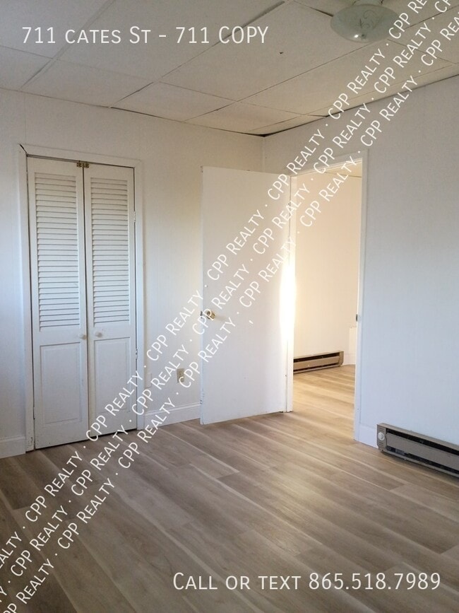 Building Photo - 711 Cates St