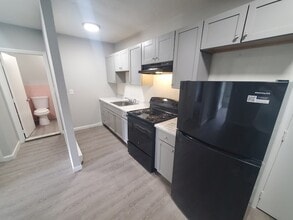 Building Photo - 760 Cummins Hwy