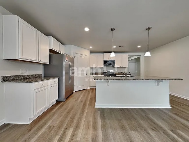 Building Photo - 167 Caribbean Village Dr