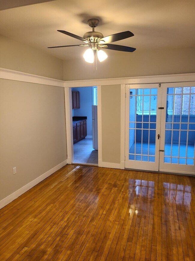 Foto del edificio - HOT ALLSTON LISTING!!!!