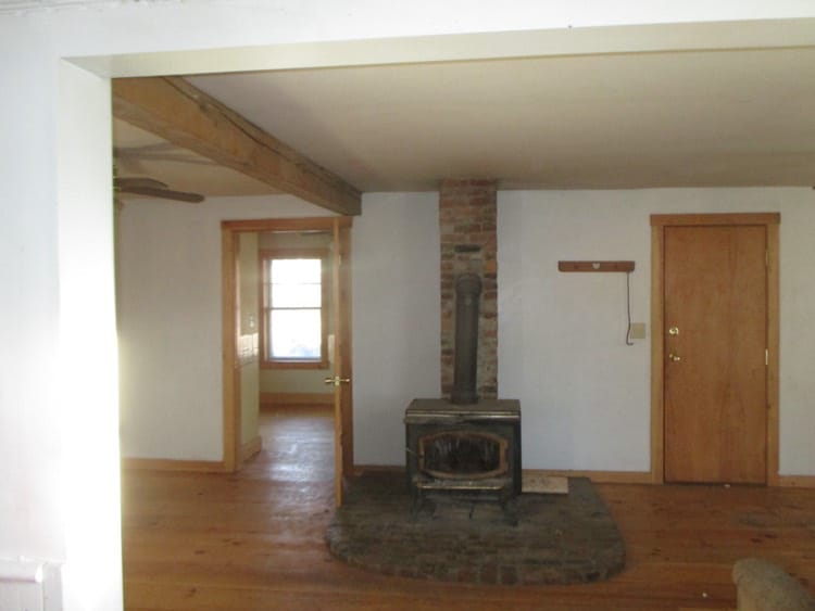 Primary Photo - 376 Western Ave