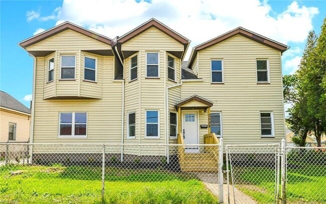 Building Photo - 3535 Erin Ave