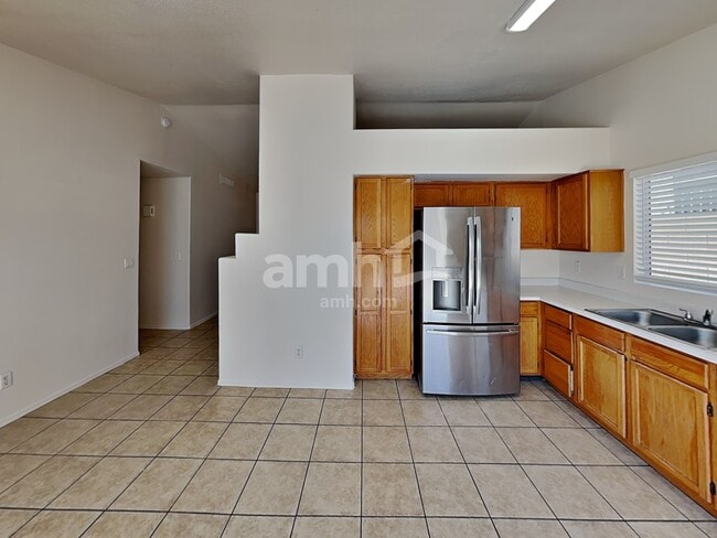 Building Photo - 2727 N 87th Ave