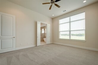 Building Photo - 1844 Parana Dr