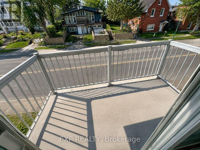 Photo du bâtiment - 2149 Laurier St