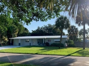 Building Photo - 3483 NE Indian Ct