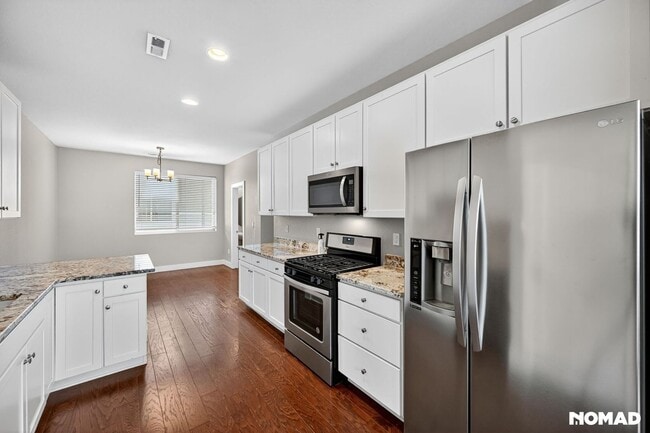 Building Photo - 1276 W 11th Ave