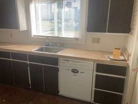 Foto del edificio - 447 Colfax Ave