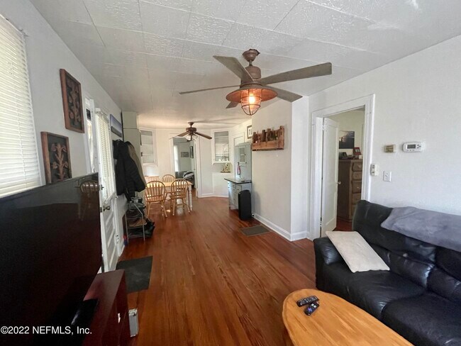 Building Photo - 4428 Irvington Ave