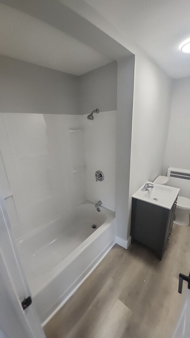 Photo du bâtiment - 48 Queen St