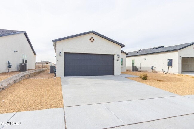 Foto del edificio - 1217 Irish Summer Pl