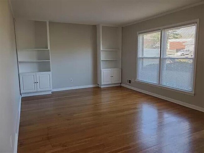 Building Photo - Delightful home for you
