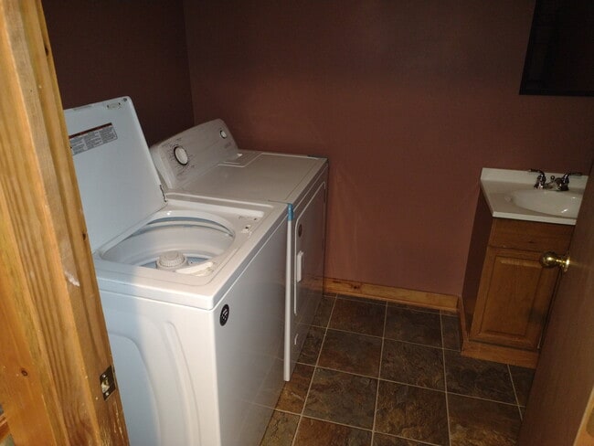 Building Photo - 101 Behm Rd