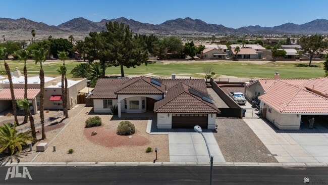 Building Photo - 10226 S Del Rey Dr