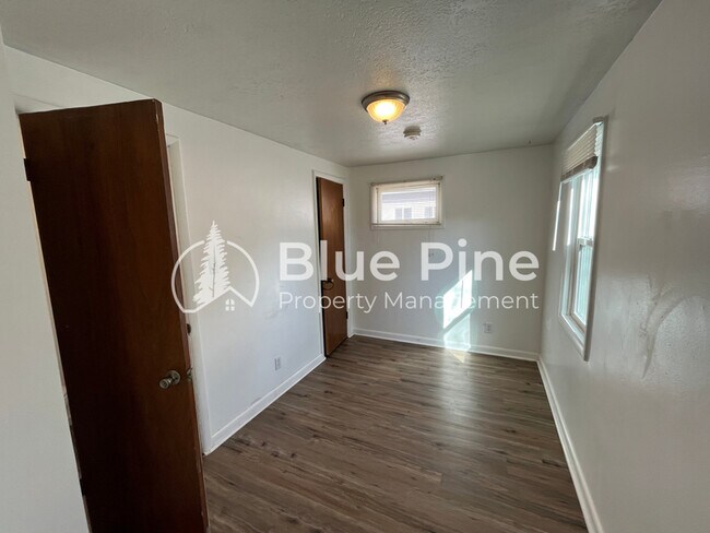 Foto del edificio - 1324 S 4th Ave