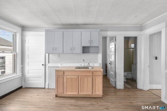 Foto del edificio - 73 South St