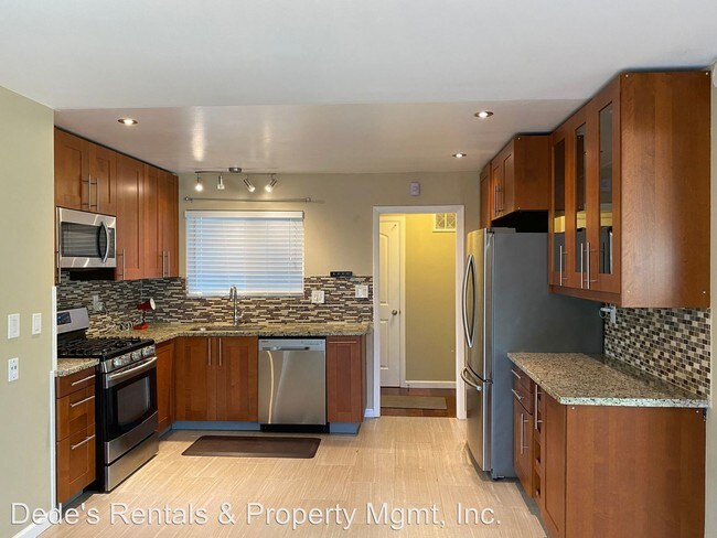 Foto del edificio - 3 br, 2 bath House - 1726 Vallejo Street