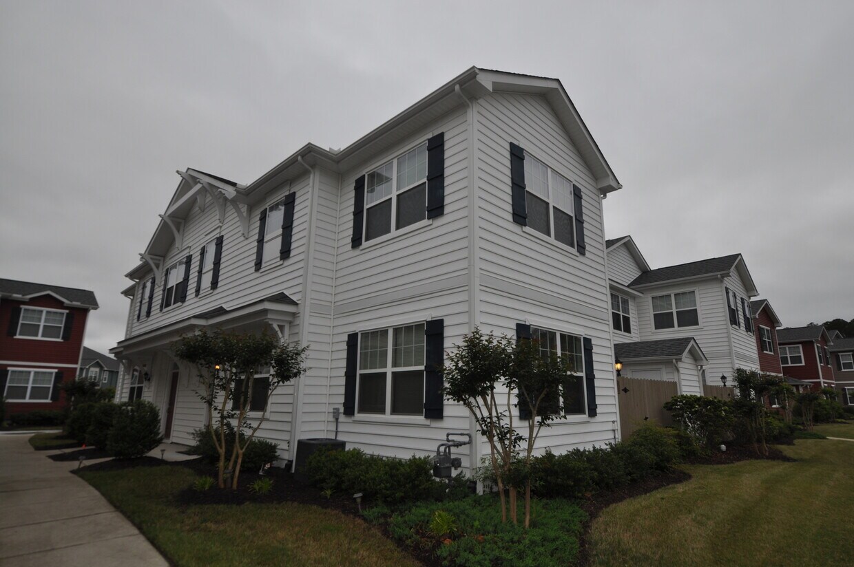 Kings Pointe at Western Branch - Kings Pointe at Western Branch