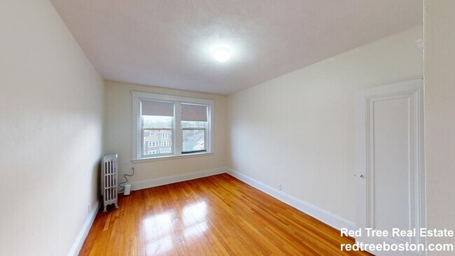 Photo - 116 Washington St Apartment