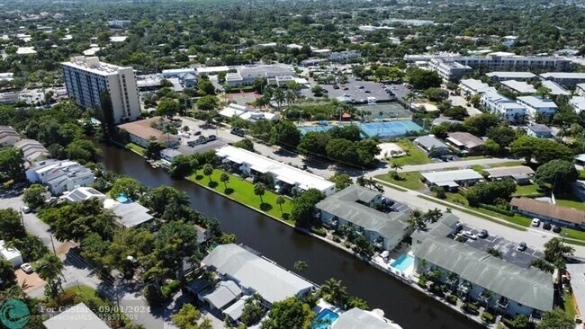 Foto del edificio - 578 NE 20th St