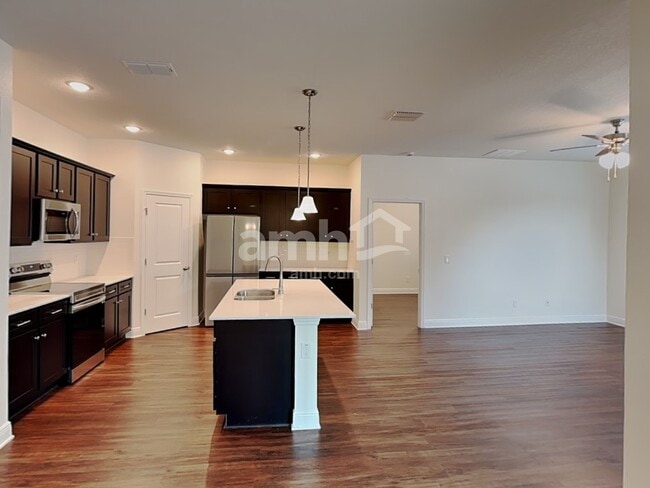 Building Photo - 2804 Ponds Trl