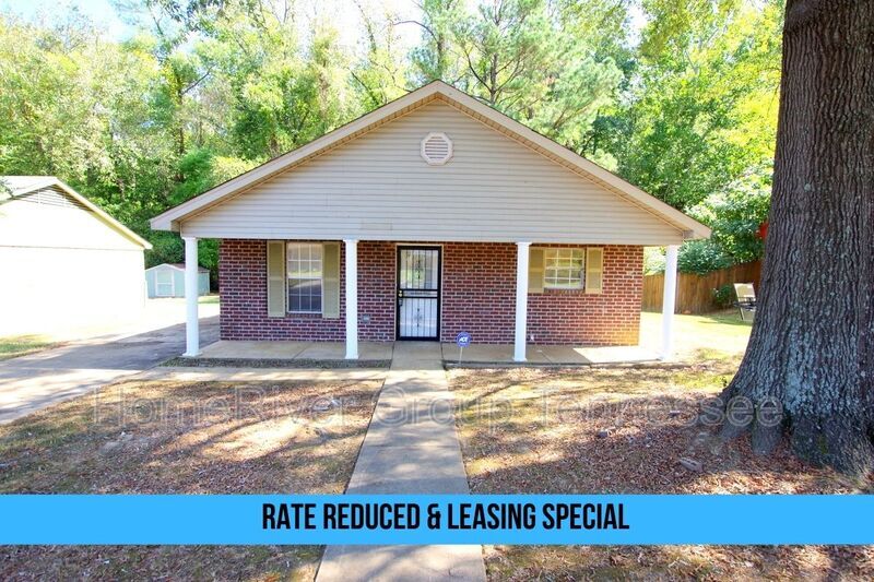 Primary Photo - 3878 Winwood Dr