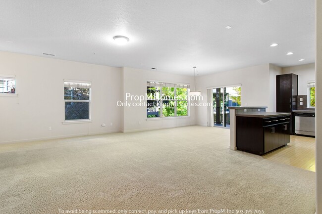 Foto del edificio - 610 NE Garswood Ln