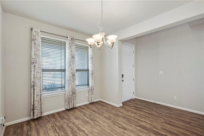 Foto del edificio - 19004 Elk Horn Dr