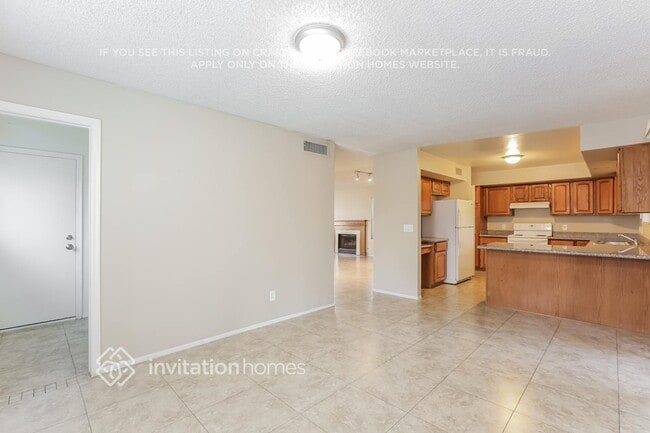 Foto del edificio - 4461 W Yorkshire Dr