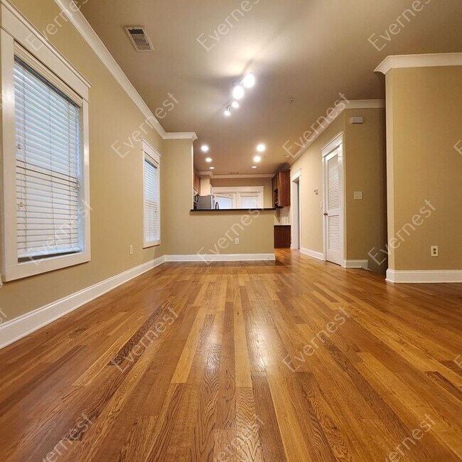 Building Photo - 1428 Olden Ln