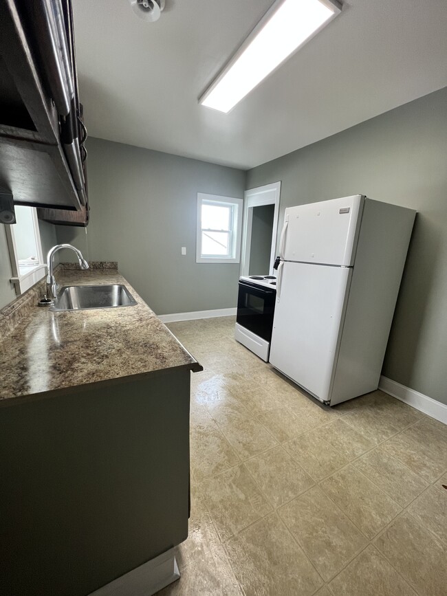 Kitchen - 510 Ellicott St