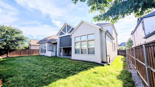 Foto del edificio - 8933 Frostweed Rd