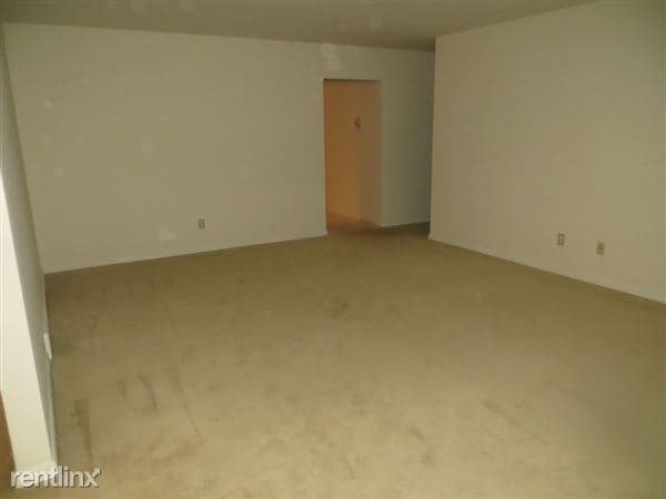 Building Photo - 3581 Amberacres Dr