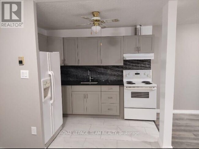 Photo du bâtiment - 20 Chesterton Dr