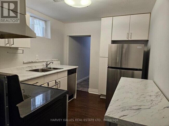 Photo du bâtiment - 85 Lanark Ave