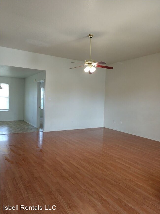 Foto del edificio - 3 br, 2 bath House - 5009  Fawn Drive