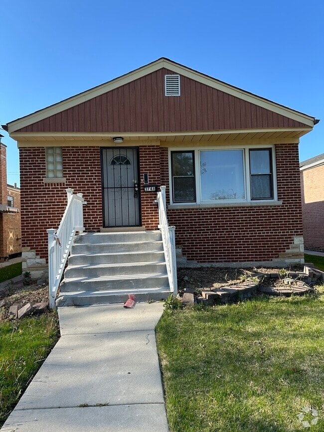 Building Photo - 3748 W 82nd St