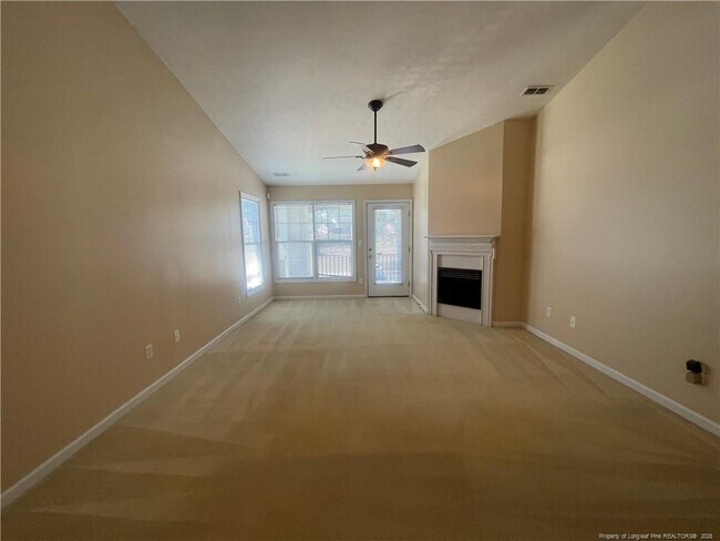 Foto del edificio - 509 Meadowland Ct