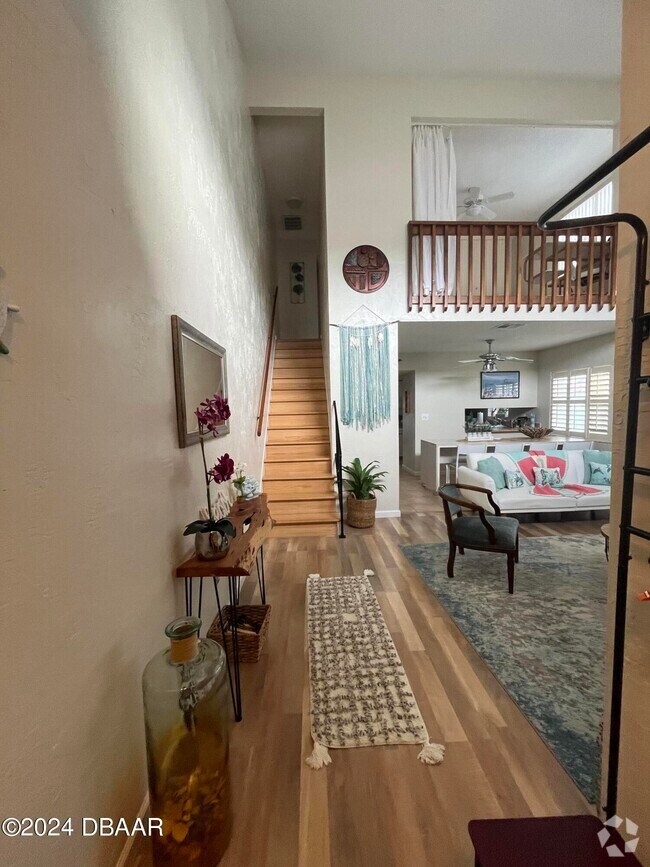 Ocean Village Villas Apartments for Rent with Washer & Dryer Ormond