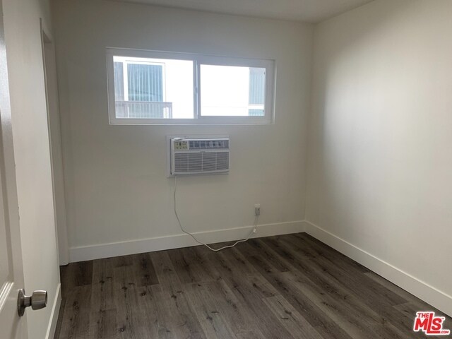 Building Photo - 6121 Crenshaw Blvd
