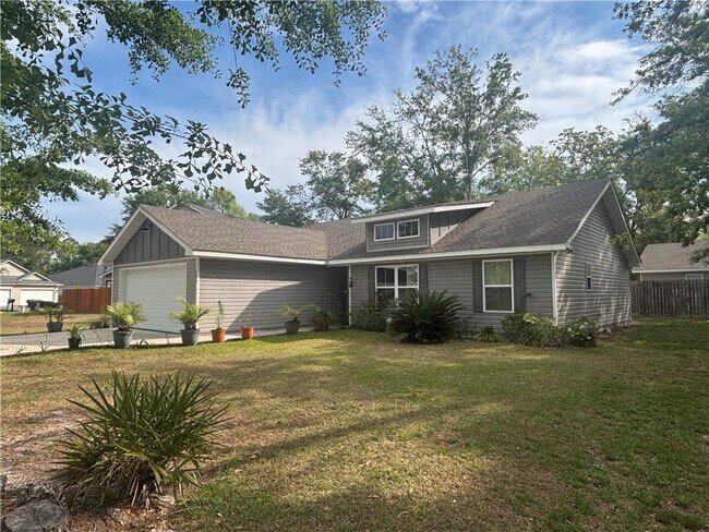 Foto del edificio - 121 Callie Cir