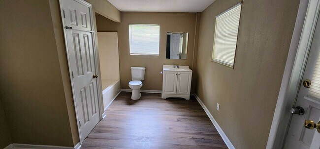 Foto del edificio - 3470 Brookhaven Dr
