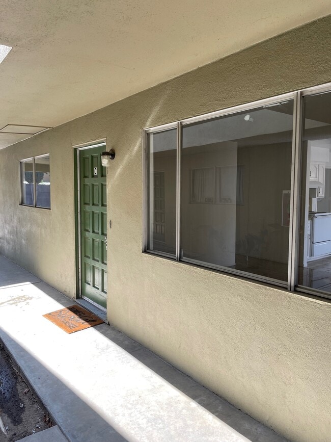 Building Photo - 3101 W Caldwell Ave