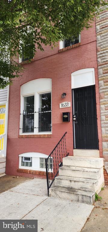 Building Photo - 1633 N Patterson Park Ave