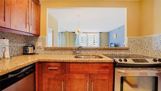 Foto del edificio - 401 Ocean Dr